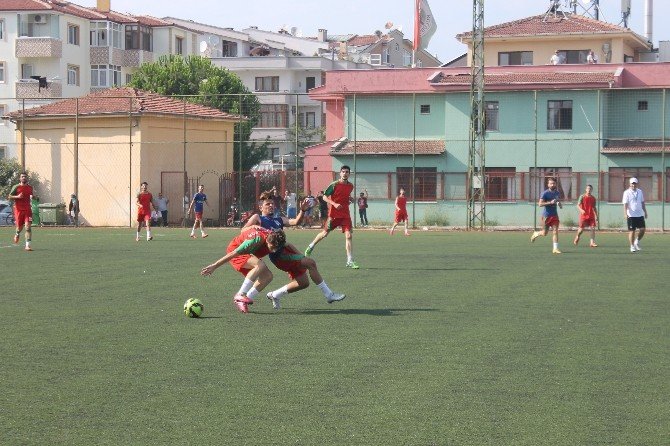 Yalovaspor Top Başı Yaptı