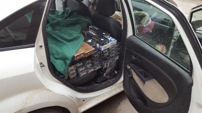 Amasya Polisi 8 Bin 890 Paket Kaçak Sigara Ele Geçirdi