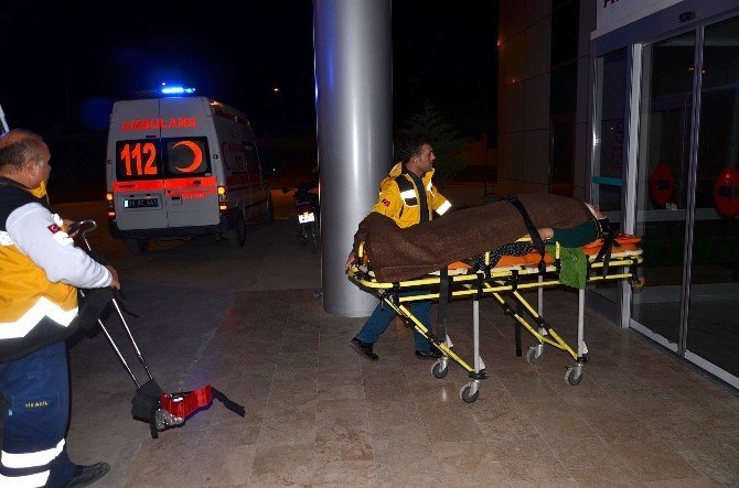 Seçimde Oy Kullanmak İçin Memleketlerine Giderken Kaza Yaptılar