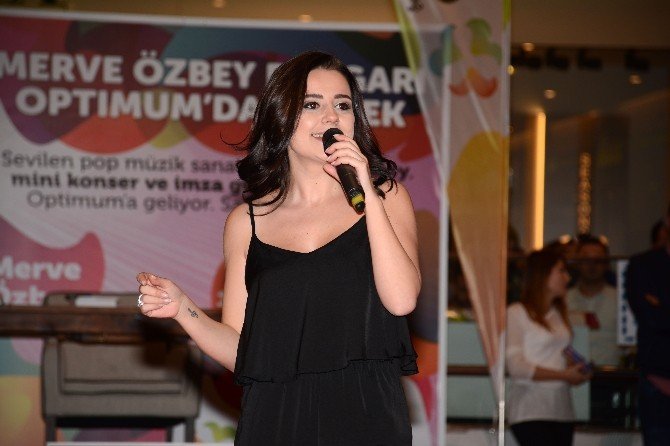 Adana’da Merve Özbey Rüzgarı Esti