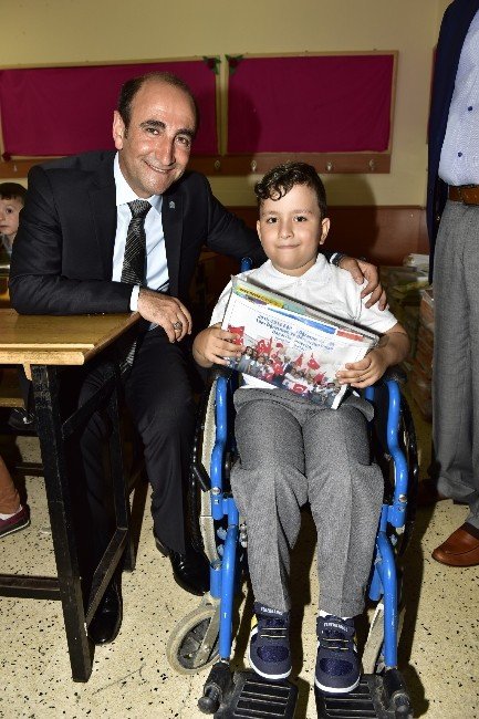 Edebali Öğrencilerin İlk Gün Heyecanını Paylaştı