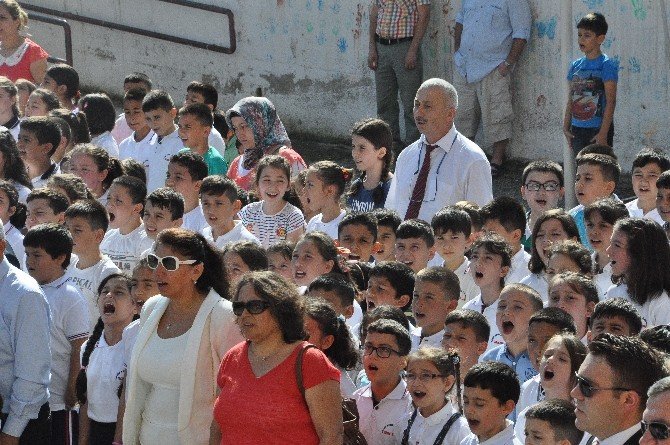Vali Karahan’dan Uzun Tatile Sitem