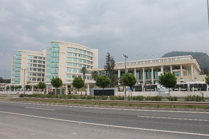 Ünye Devlet Hastanesi Hizmet Vermeye Başladı