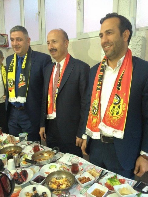 Başkan Gevrek’ten “Transfere Devam” Mesajı