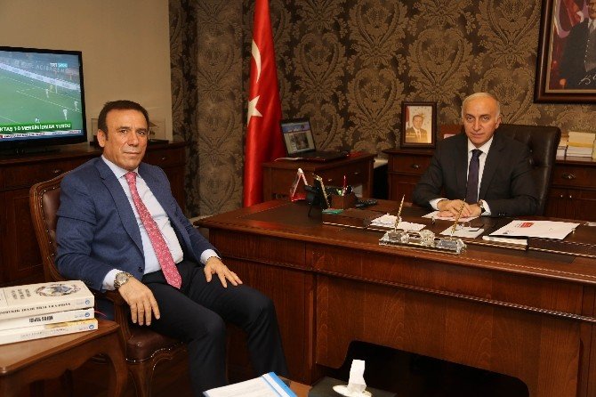 Başkan Genç, Ekonomi Çalıştayı İçin Davet Turlarını Sürdürüyor