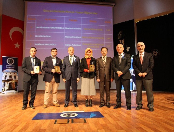 Ytü, Başarılı Öğrencileri Ödüllendirdi