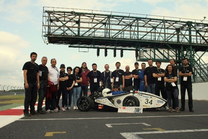 Ytü Racing, İngiltere’den Kupayla Döndü