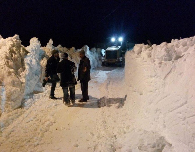 Bayburt’ta Kar Esareti