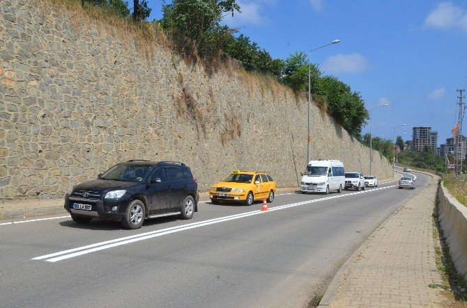 Trabzon Büyükşehir Belediyesi’den Yol Çizgi Çalışması