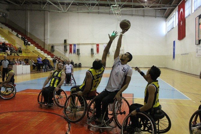 Tekerlekli Sandalye Basketbol Süper Ligi