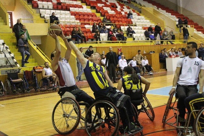 Tekerlekli Sandalye Basketbol Süper Ligi