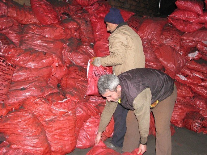 Sorgun’da Dar Gelirli Ailelere Kömür Yardımı