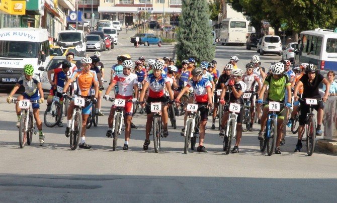 Yozgat’ta 1. Uluslararası Dağ Bisikleti Yarışması Düzenlendi