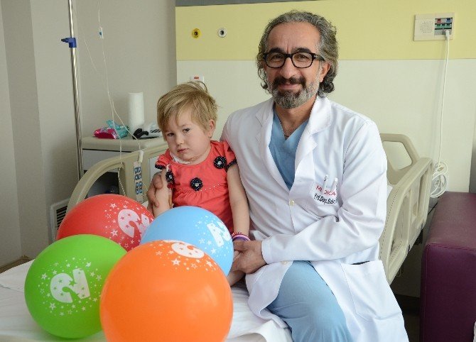 Aynı Kaderi Yaşayan Kardeşler Hayata Tutundu