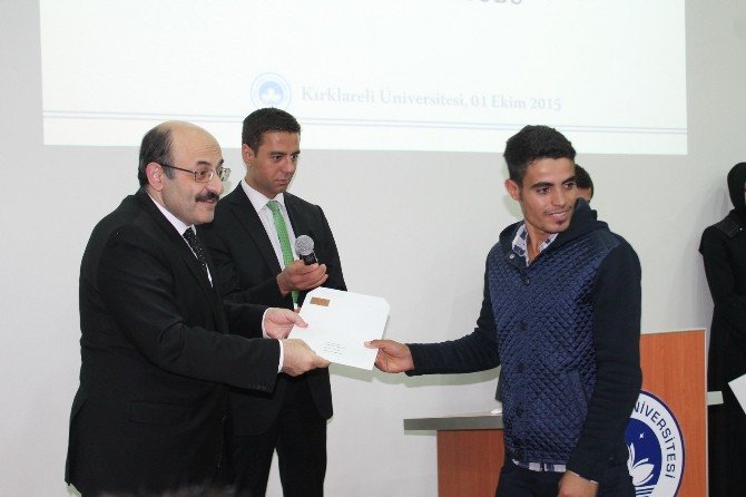 Yök Başkanı Prof. Dr. Yekta Saraç Kutlama Mektuplarını Teslim Etti