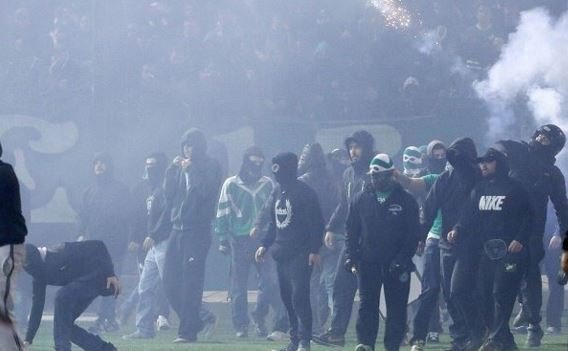 Yunanistan’daki Derbi Ertelendi