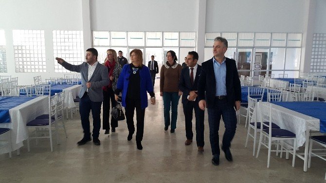 Muradiye Sosyal Tesisleri Halk Konserine Hazırlanıyor