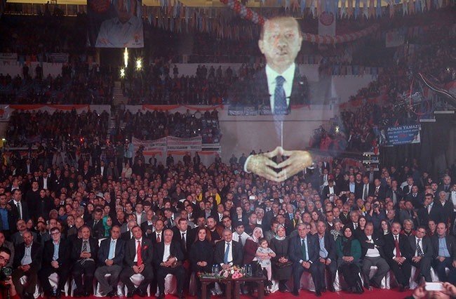 Sanlav: "Erdoğan, Dünyada Teknolojiyi En Etkili Kullanan Liderlerden"