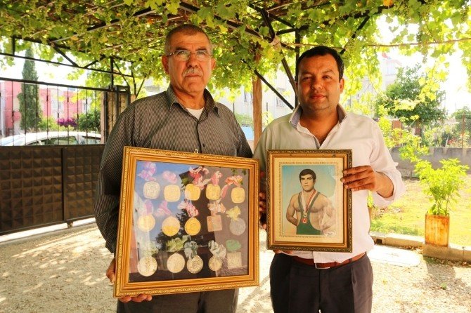 “Tarihten Günümüzüe Çukurova Karakucak Güreşleri” Kitabı Yayınlandı