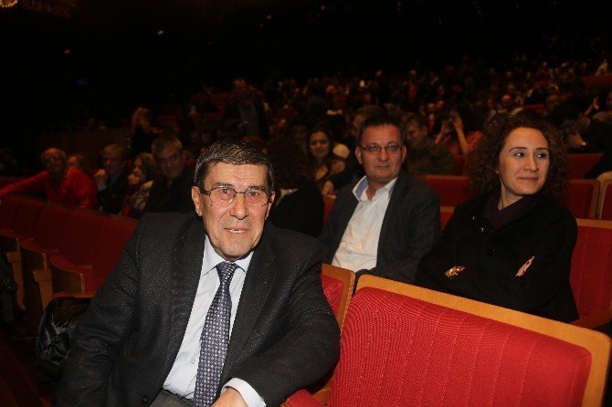 Usta Oyuncu Göktüy’dan Lüküs Hayat’a Tam Not