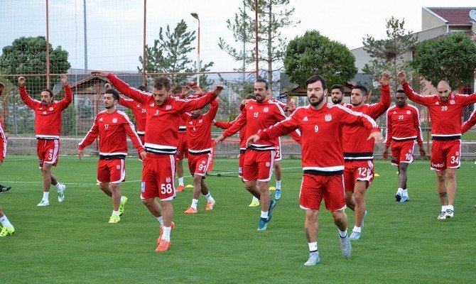Medicana Sivasspor, Diyarbekirspor Maçı Hazırlıklarını Tamamladı