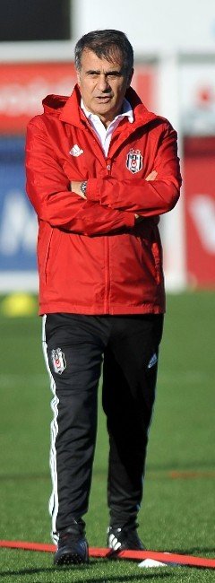 Şenol Güneş: “Yılın Çıkış Yapan Takımı İle Karşılaşacağız”