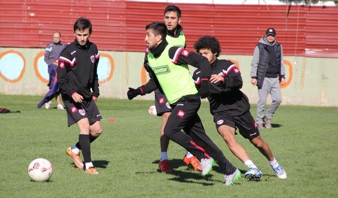 Akgül: “Sezonun İkinci Yarısı Çok Çekişmeli Geçecek”