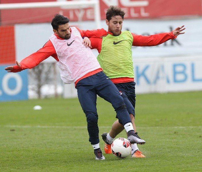 Trabzonspor’da Kupa Mesaisi Sürüyor