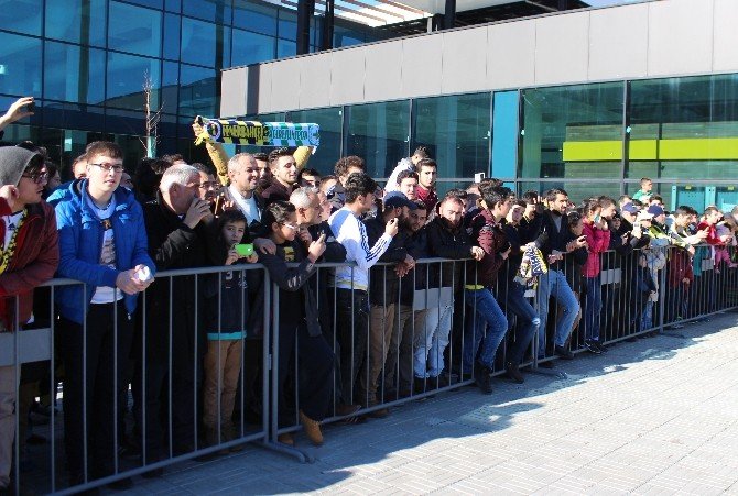 Fenerbahçe’ye Ordu’da Davullu Zurnalı Karşılama