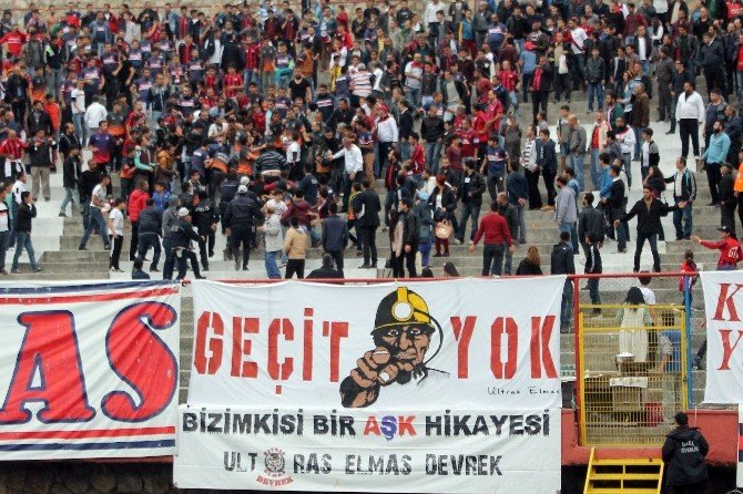 3. Lig Mücadelesinde Tribünler Karıştı