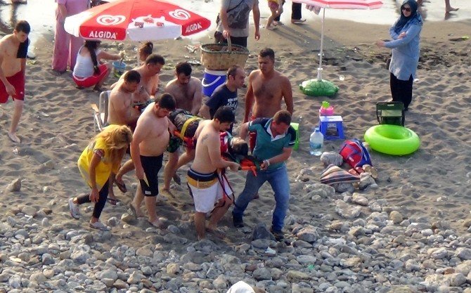 Torununu Kurtarmak İsterken Kendisi De Boğuluyordu