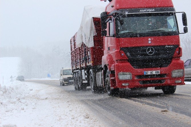 Zonguldak’ta Kar Yağışı Etkili Oldu