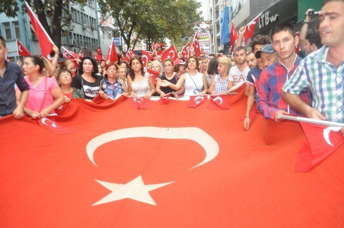 Zonguldak’ta Teröre Tepki Yürüyüşü