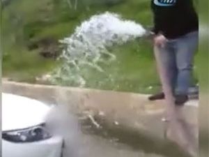 Rizeli Vatandaştan Karedeniz Usulu Sızdırmazlık Testi