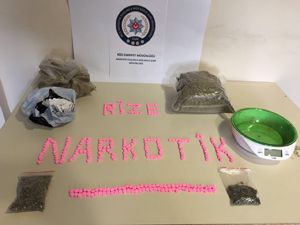 Bonzai, Esrar, Ecstasy Fark Etmez, Rize’den Geçemez. Hektor Affetmez!