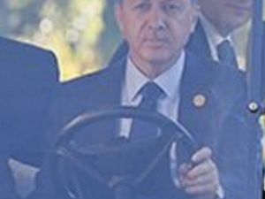 Cumhurbaşkanı Erdoğan Rize'de Golf Arabası Sürdü