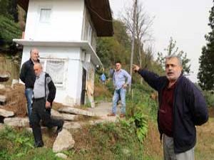Rize'de Köprülü köyü sakinleri diken üstünde