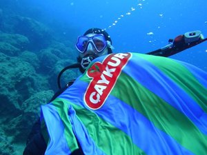 Deniz Dibinde Rizespor Forması Açtılar