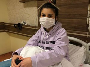 Rize'de Kovid-19 Tedavisi Gören Genç Kıza Sürpriz Doğum Günü