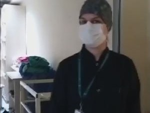 Rize'de 3 Hastane Çalışanı Koronavirüsü Yenerek Alkışlarla Görevlerine Döndü