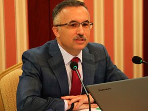 Rize Valisi Çeber'den "Vali Çıksın Çay Toplasın" Çağrısına Cevap