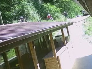 Rize’de 2 Jandarma Kontrol Noktasından Kaçan Plakasız 3 Motosikletliye Ceza