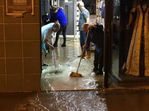 Şiddetli Yağış Rize’de Etkili Oluyor