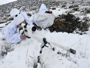 PÖH'ler Doğu Karadeniz'in Karla Kaplı Dağlarında Vatan Nöbetinde