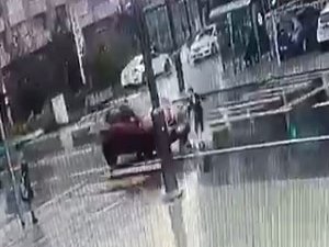 Rize'de Otomobilin Çarptığı 9 Yaşındaki Kız Çocuğu Ağır Yaralandı