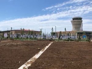Rize-Artvin Havalimanı 1haftada 9 bin yolcuyu ağırladı