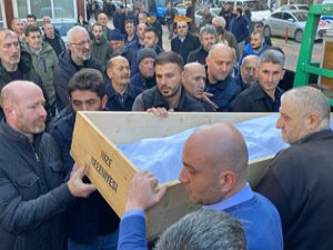 Minik Yiğit Demirel'in Cenazesi Sahil Camii Morguna Getirildi