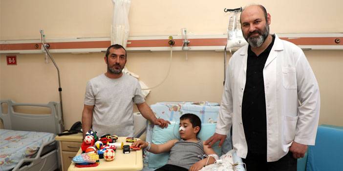 7 yaşındaki Miraç'ı doktorların erken teşhisi kurtardı
