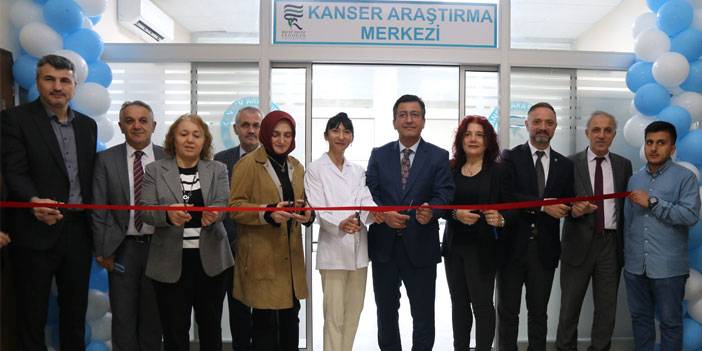 Recep Tayyip Erdoğan Üniversitesinde Kanser Araştırma Laboratuvarı açıldı