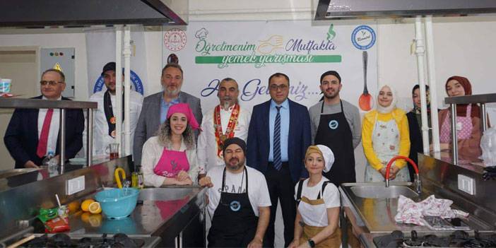 Rize'de "Öğretmenim Mutfakta" yemek yarışması düzenlendi